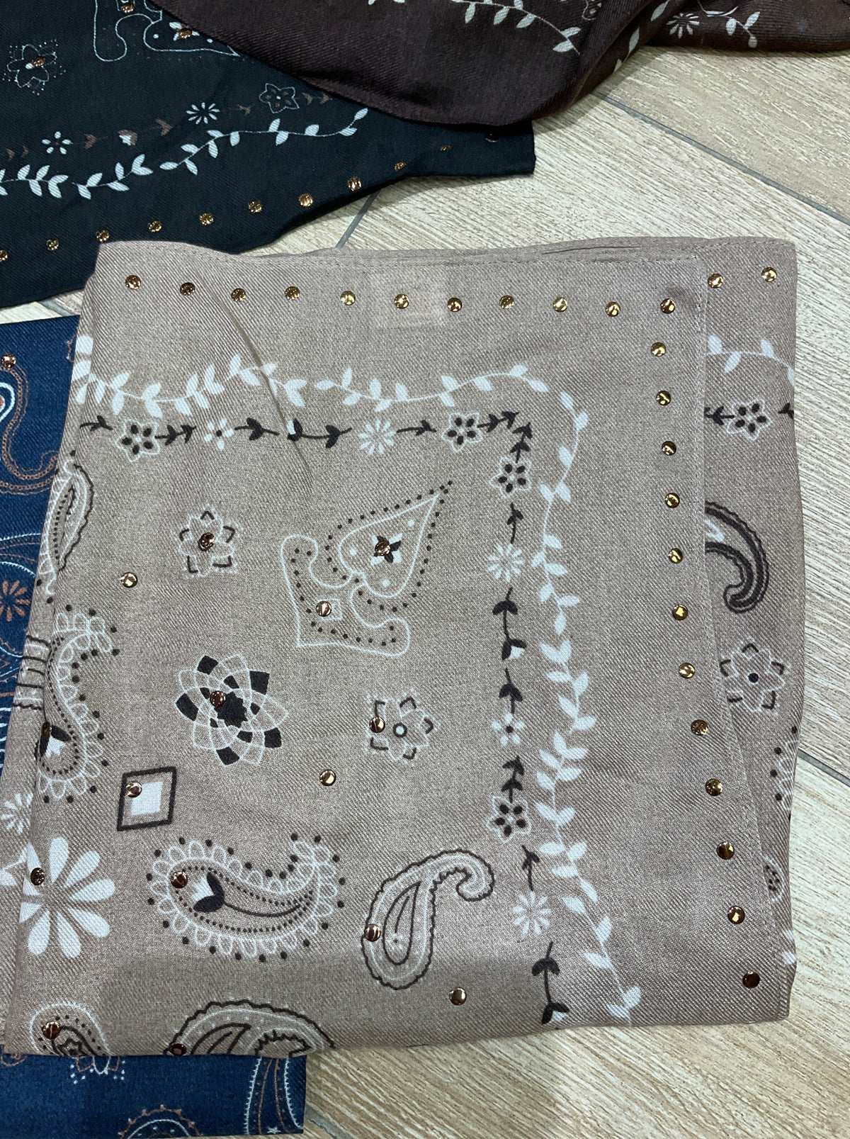 FOULARD 68071