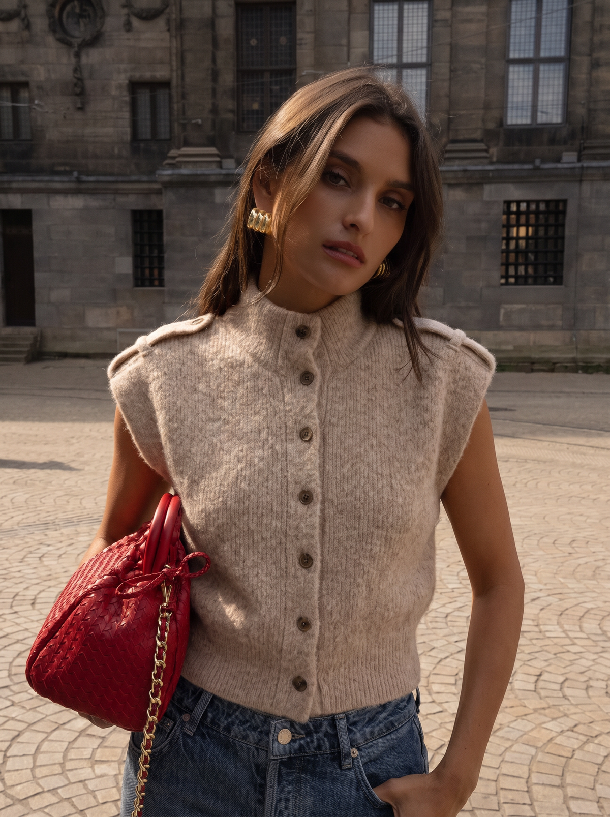 PULL SANS MANCHES B2031
