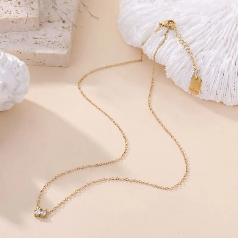 COLLIER APOLLINE