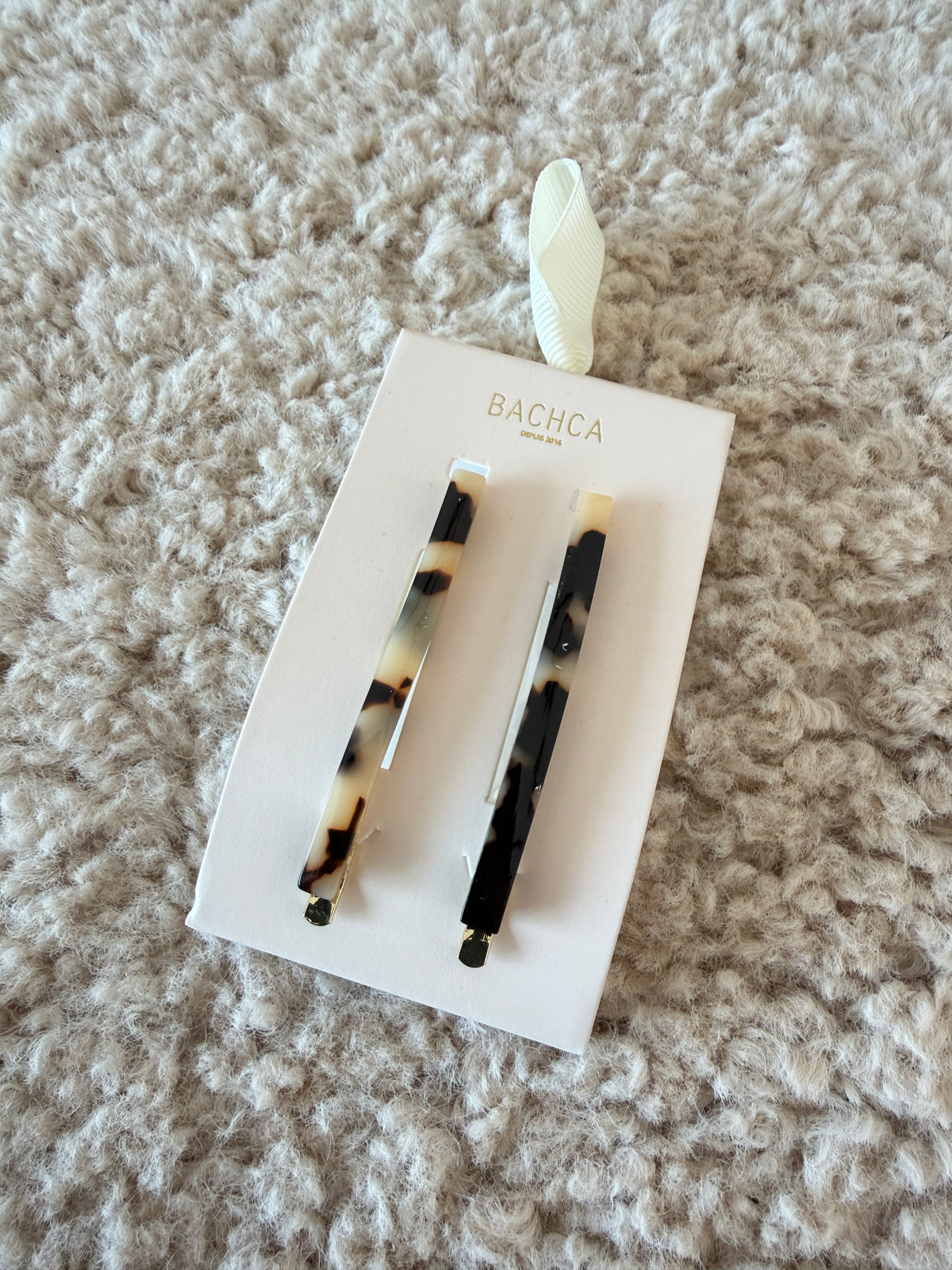 LOT DE 2 BARRETTES LEO