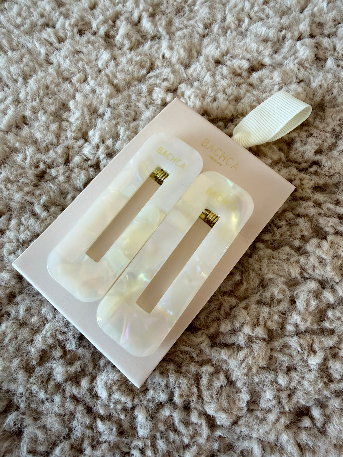 LOT DE 2 BARRETTES NACRE