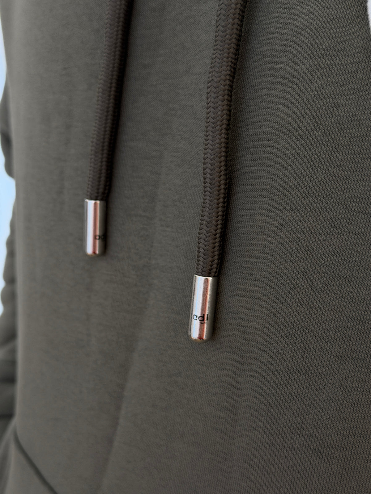 SWEAT À CAPUCHE 2118