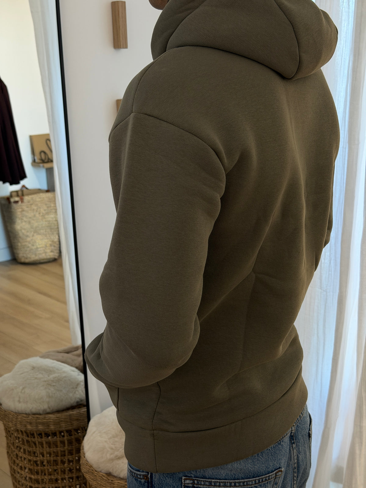 SWEAT À CAPUCHE 2118