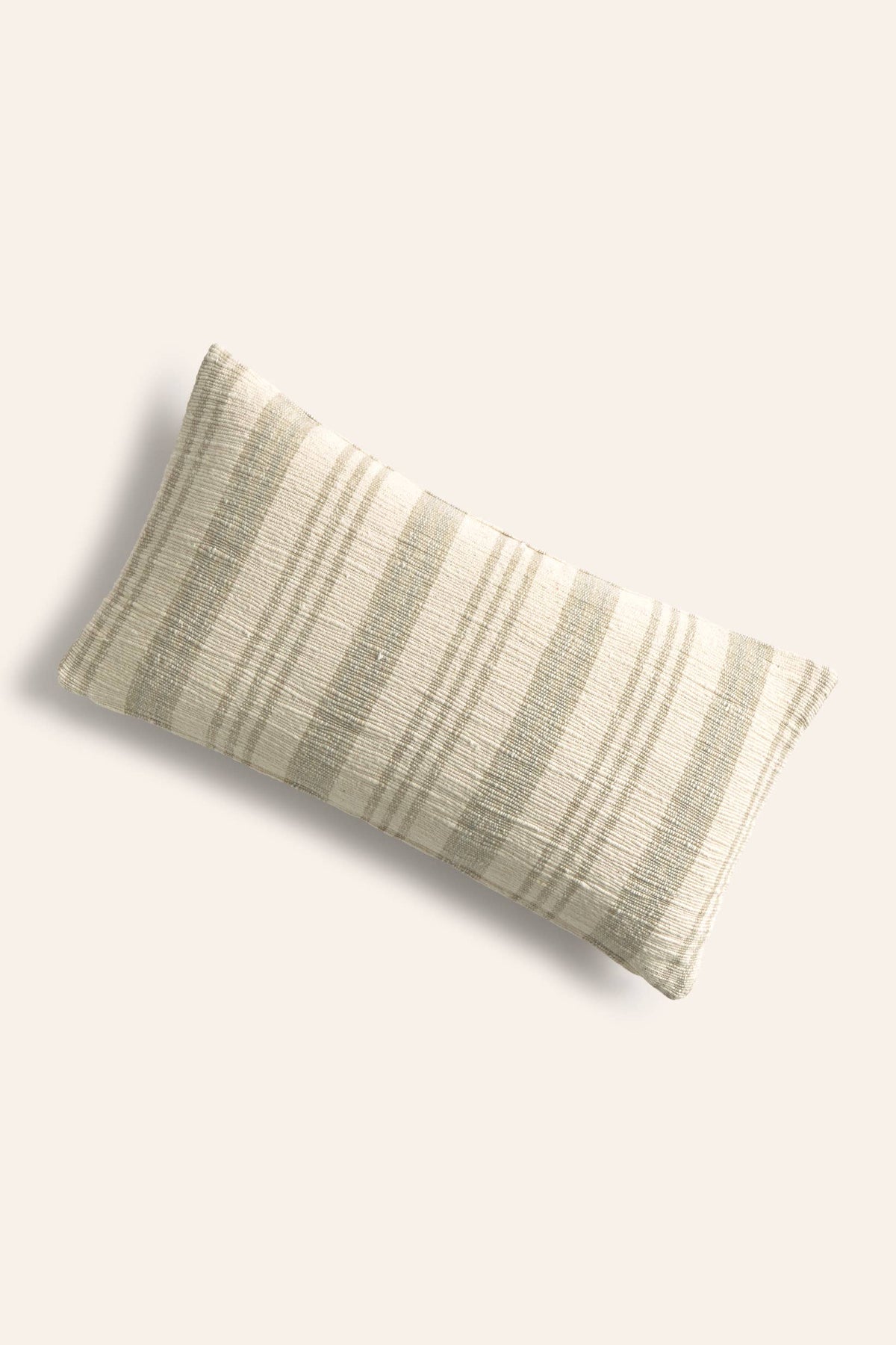 HOUSSE DE COUSSIN EN RAYURES BACOLI￼